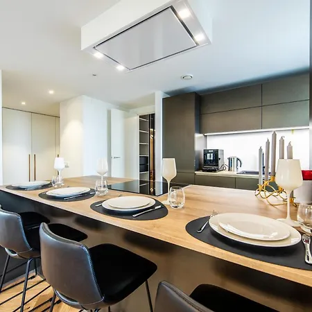 Beautiful Ground Floor With Big Terrace Apartamento Tallin